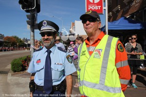 Inspector Guy Guiana of NSW Police Upper Hunter local area command and Jim McArthur from Newcastle SES.
