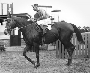 Armounis and jockey Harold Jones at the Futurity Stakes in 1930. Image sourced from wikipedia.