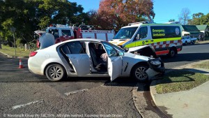 Accident at intersection of Main Street and St Aubin's Street, Scone.