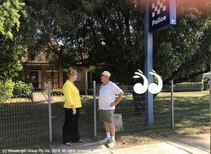 Lee Watts speaking with Mick Hardes out the front of the Singleton Polcie Station.